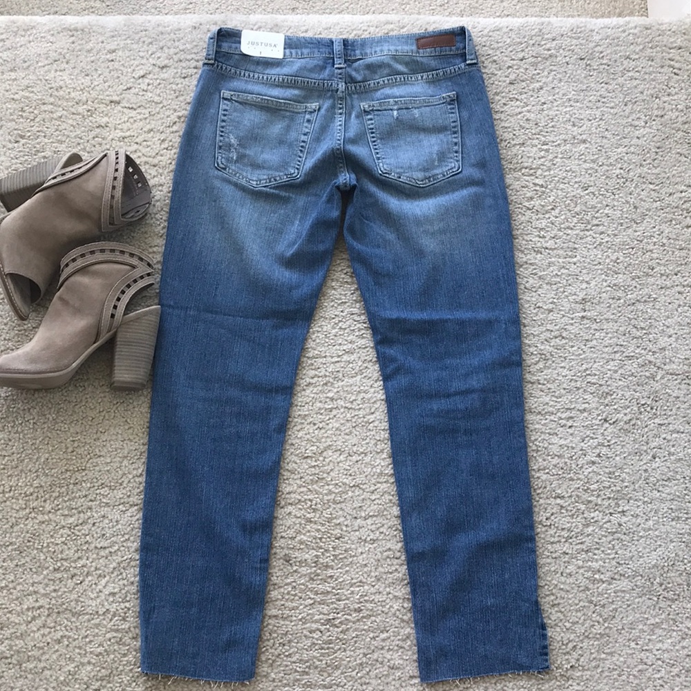 🎉❤️HOST PICK❤️🎉Distressed Ankle Length Jea… - Picture 8 of 8